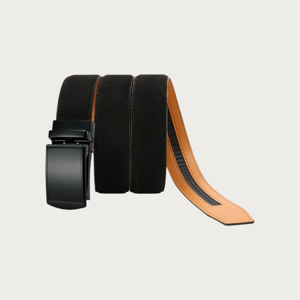 Ceinture Ceintura Cuneo noire repliée, sangle libre retombante et boucle automatique noire mate
