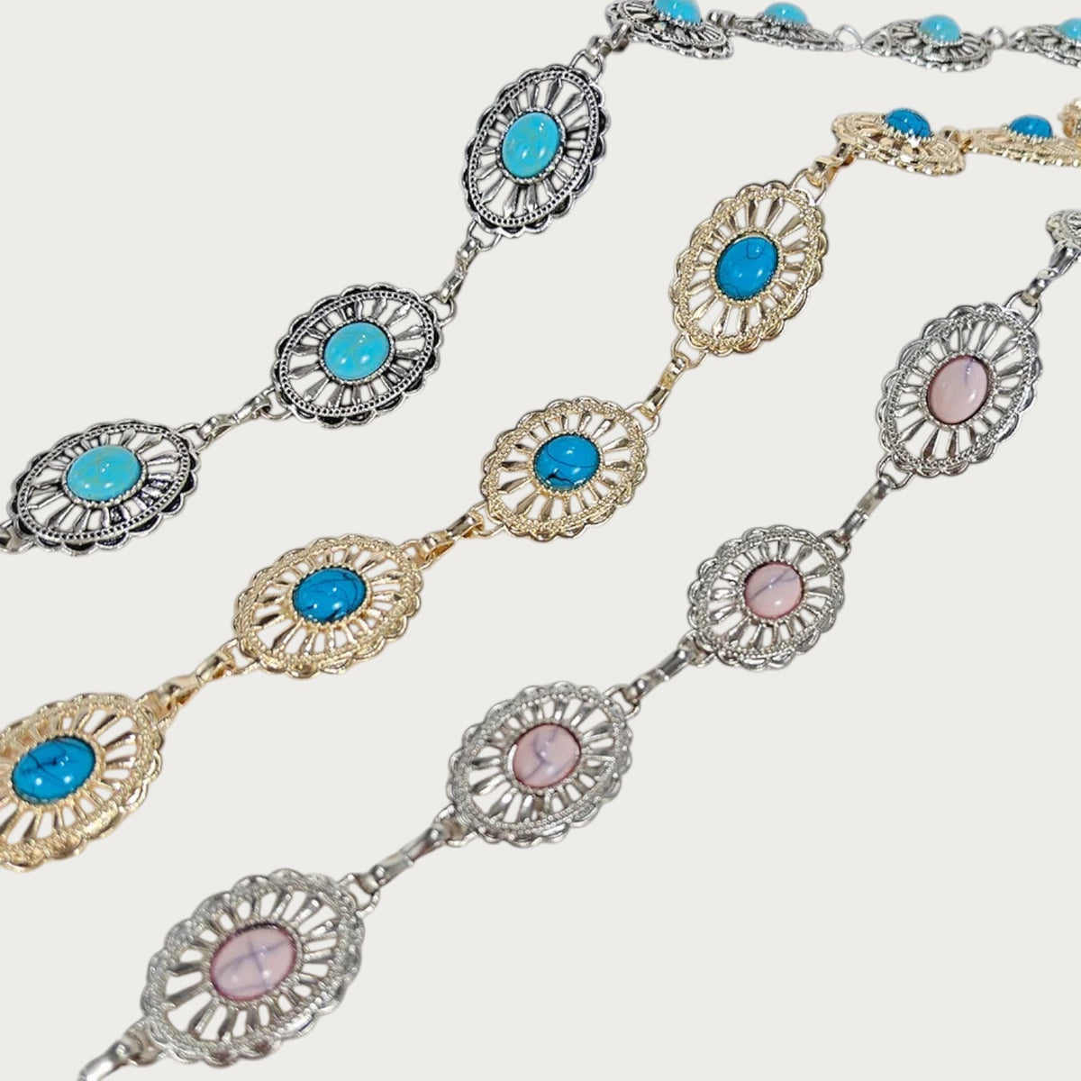 Ceinture chaîne bohème Ceintura Preziosa avec médaillons ovales, cabochons turquoise et rose, finitions argent et doré