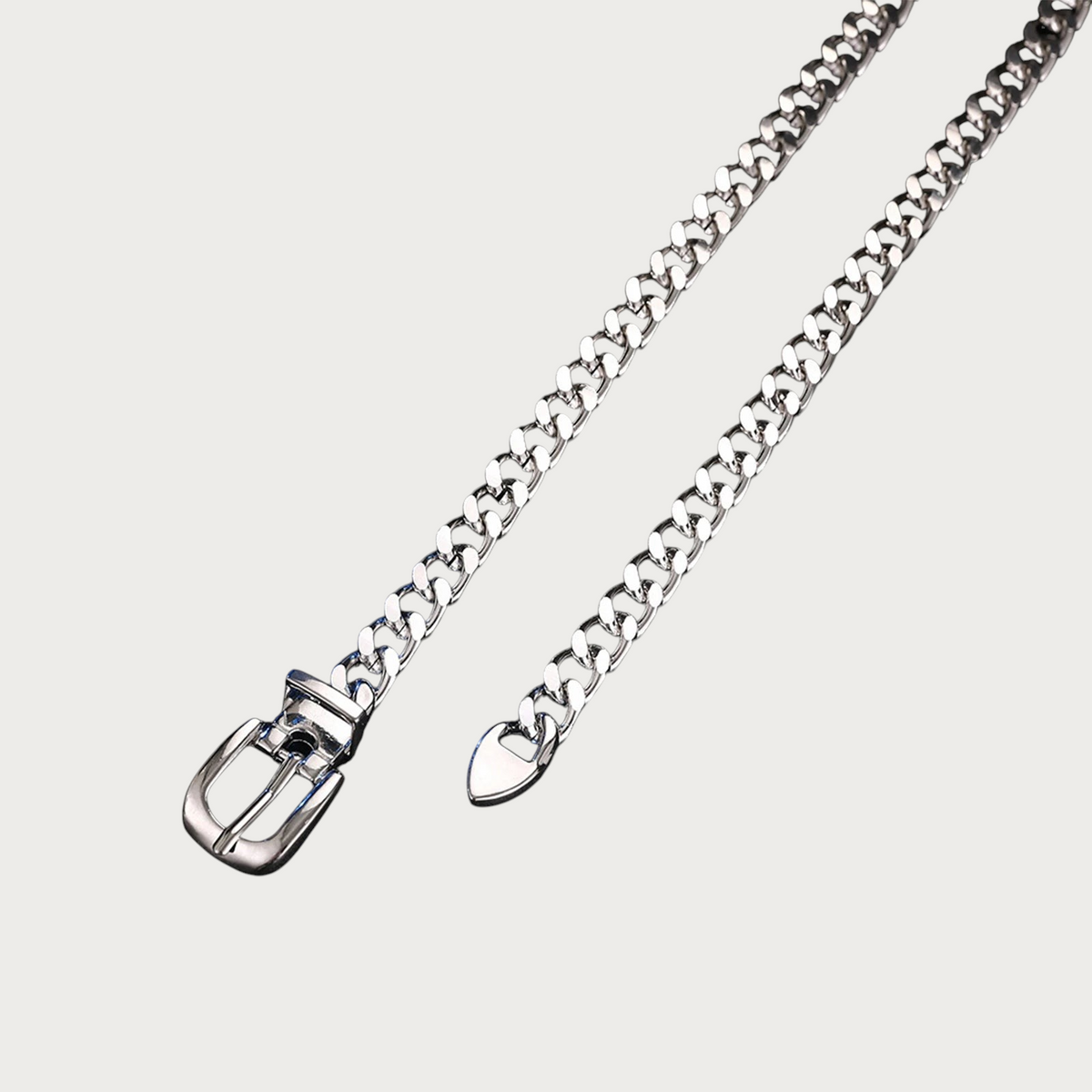 Ceintura ceinture chaîne à maillons argentée en métal pour femme avec boucle classique ajustable