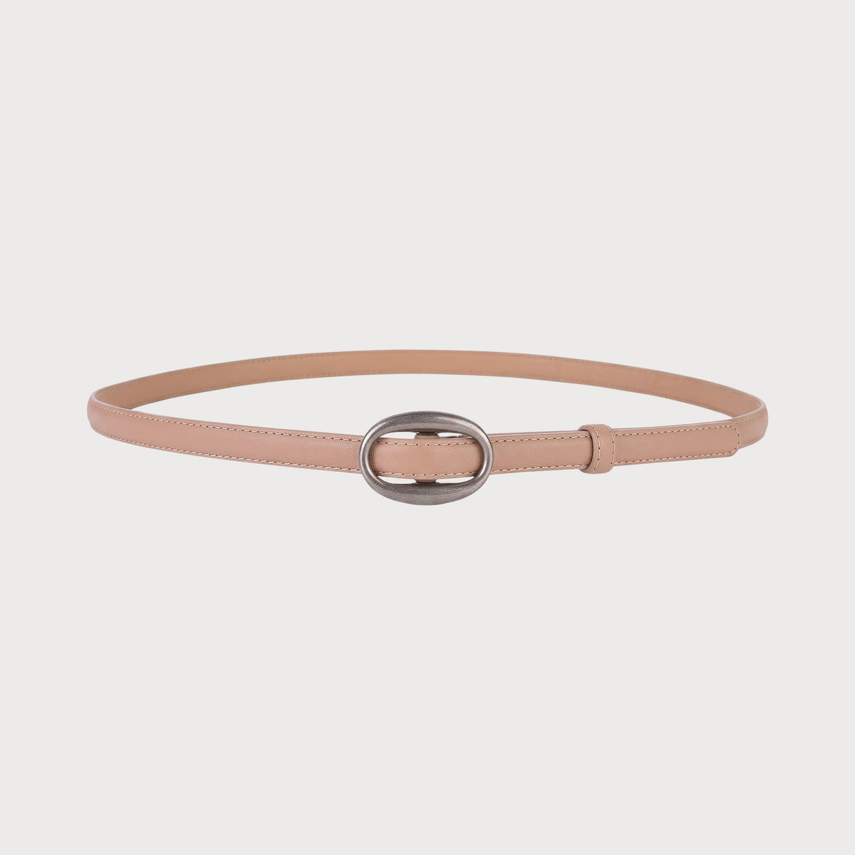 Ceinture femme Ceintura Ravello en cuir beige fin avec boucle ovale en argenté brossé sur fond blanc