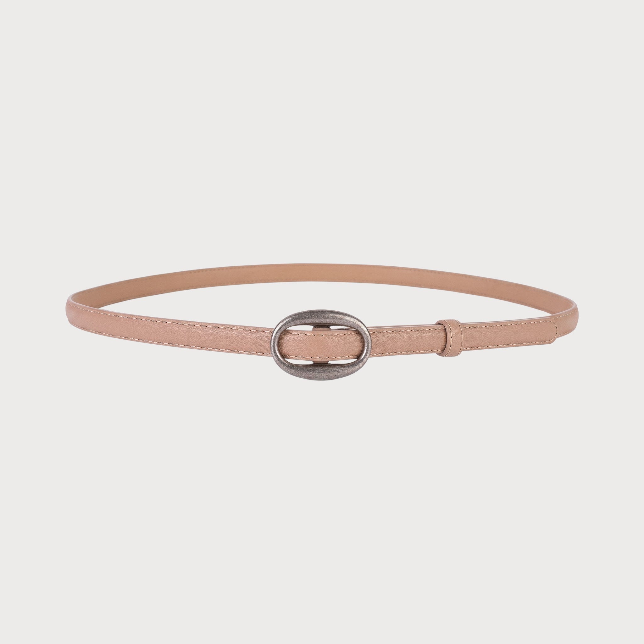 Ceinture femme Ceintura Ravello en cuir beige fin avec boucle ovale en argenté brossé sur fond blanc Image
