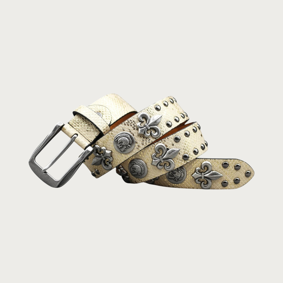 Ceintura ceinture en cuir PU beige style Y2K avec rivets métalliques, motifs croix et crânes pour un look rock
