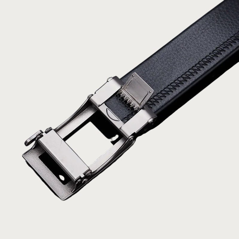 Ceinture de costume Ceintura Cosimo en cuir noir avec boucle automatique à cliquet en métal gris acier