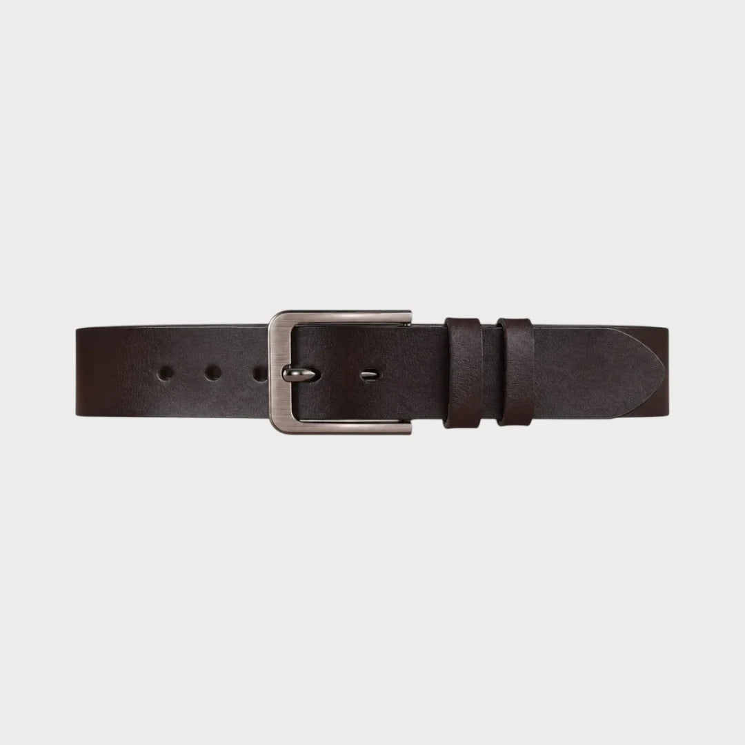 Ceinture large Ceintura en cuir marron foncé déployée à plat, boucle ardillon rectangulaire gris acier