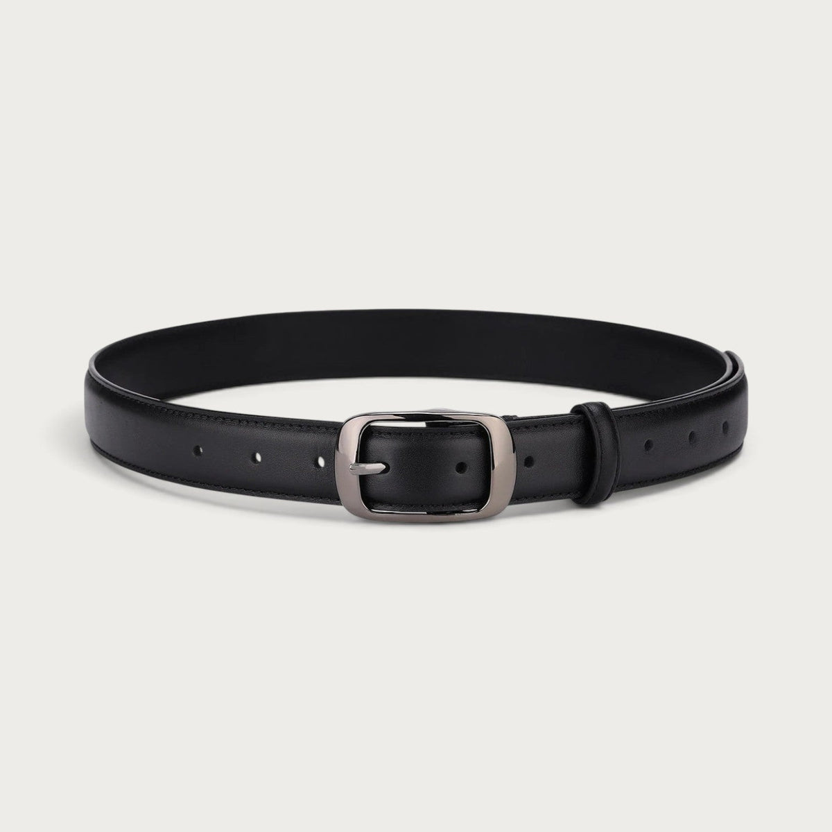 Ceinture Ceintura pour femme en cuir lisse noir avec une boucle ardillon argentée élégante