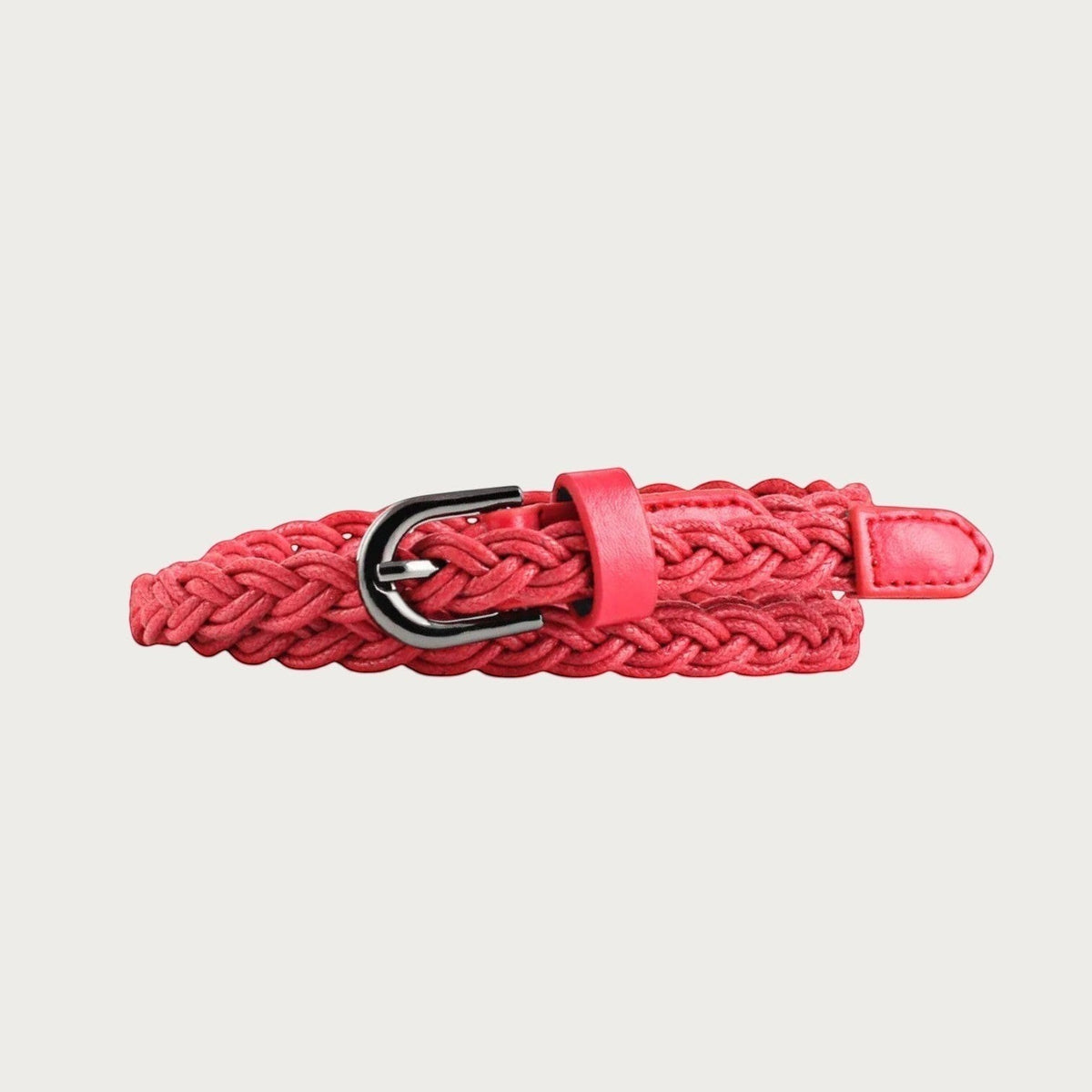 Ceinture fine tressée rouge Ceintura avec boucle argentée arrondie, idéale pour souligner la taille avec élégance.