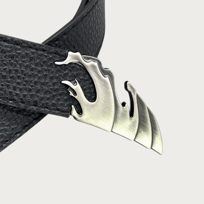 Ceinture gothique Ceintura en similicuir noir avec embout de sangle en métal argenté vieilli en forme de flamme
