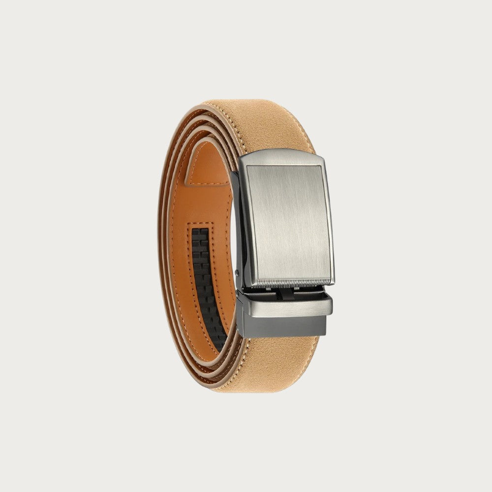 Ceinture Ceintura Cuneo beige enroulée en cercle, boucle automatique argentée brossée sur le côté droit
