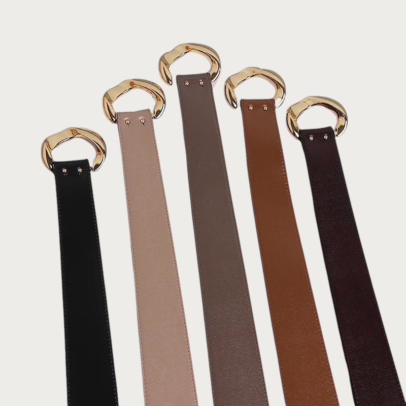 Ceintura large ceinture femme en cuir de vachette avec boucle métallique dorée, disponible en plusieurs coloris.