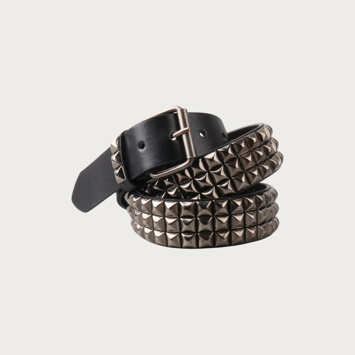 Ceinture punk Ceintura en similicuir noir avec trois rangs de clous pyramidaux gris anthracite et boucle à ardillon