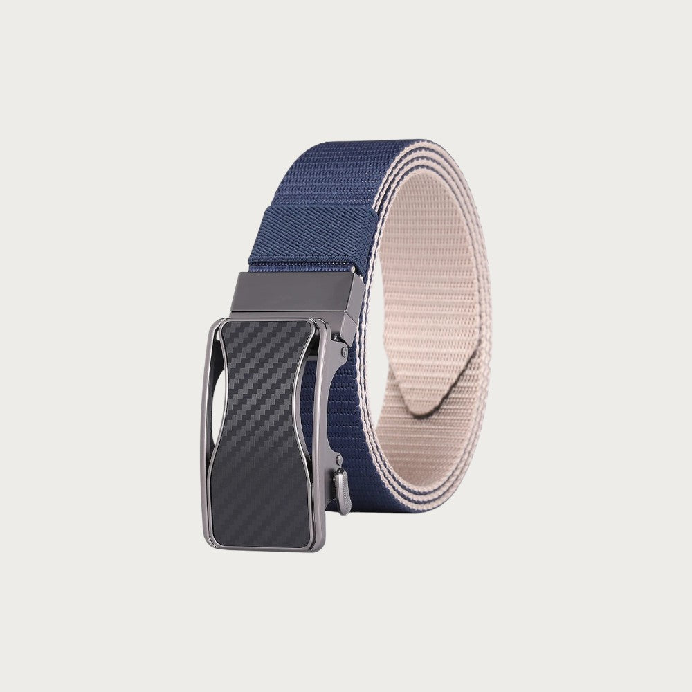 Ceinture réversible Ceintura en toile bleu et beige avec boucle plaque noire mate au motif carbone