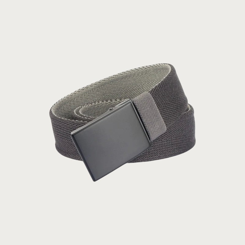 Ceinture réversible Ceintura en toile grise enroulée, boucle plaque noire mate vue de face