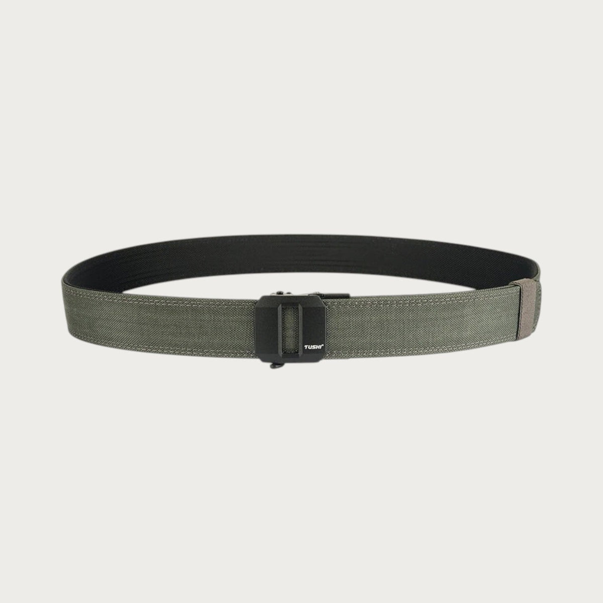Ceinture tactique Ceintura Udine vert olive refermée en anneau, boucle automatique noire vue de face