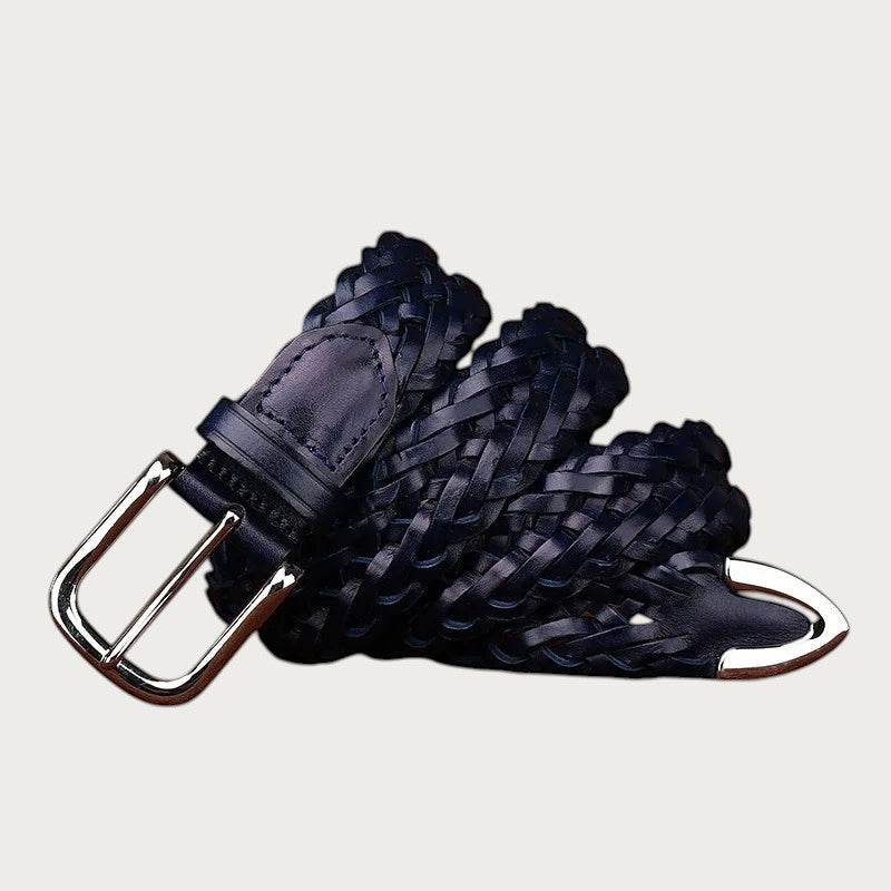 Ceinture Ceintura en cuir tressé bleu marine enroulée en larges boucles montrant le tressage à la main