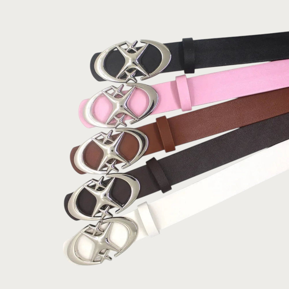 Ceinture Ceintura Varese en similicuir avec boucle ovale argentée ornée d'une étoile, disponible en cinq coloris.
