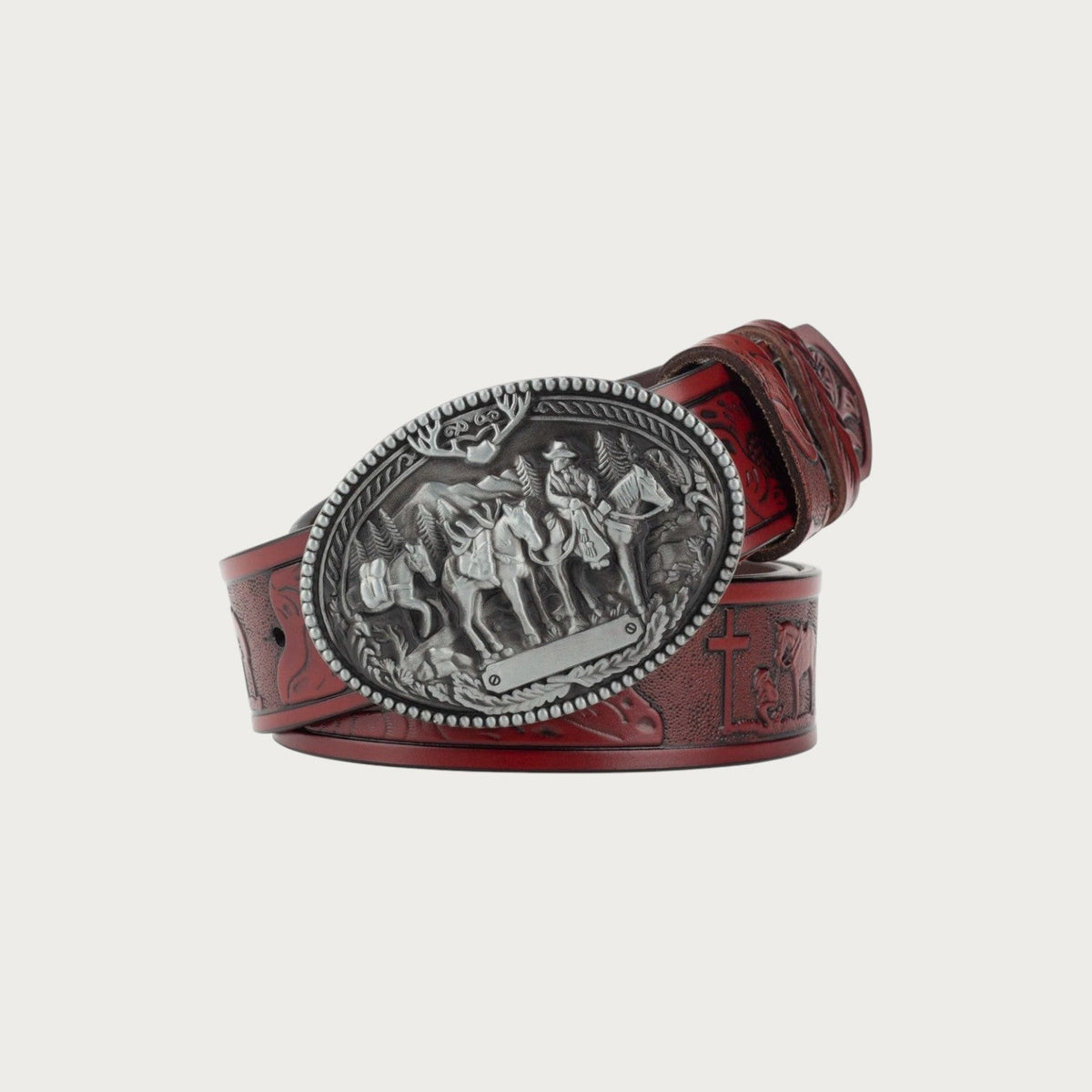 Ceinture western Ceintura en cuir rouge gaufré avec boucle ovale argentée gravée d'une scène de cavaliers