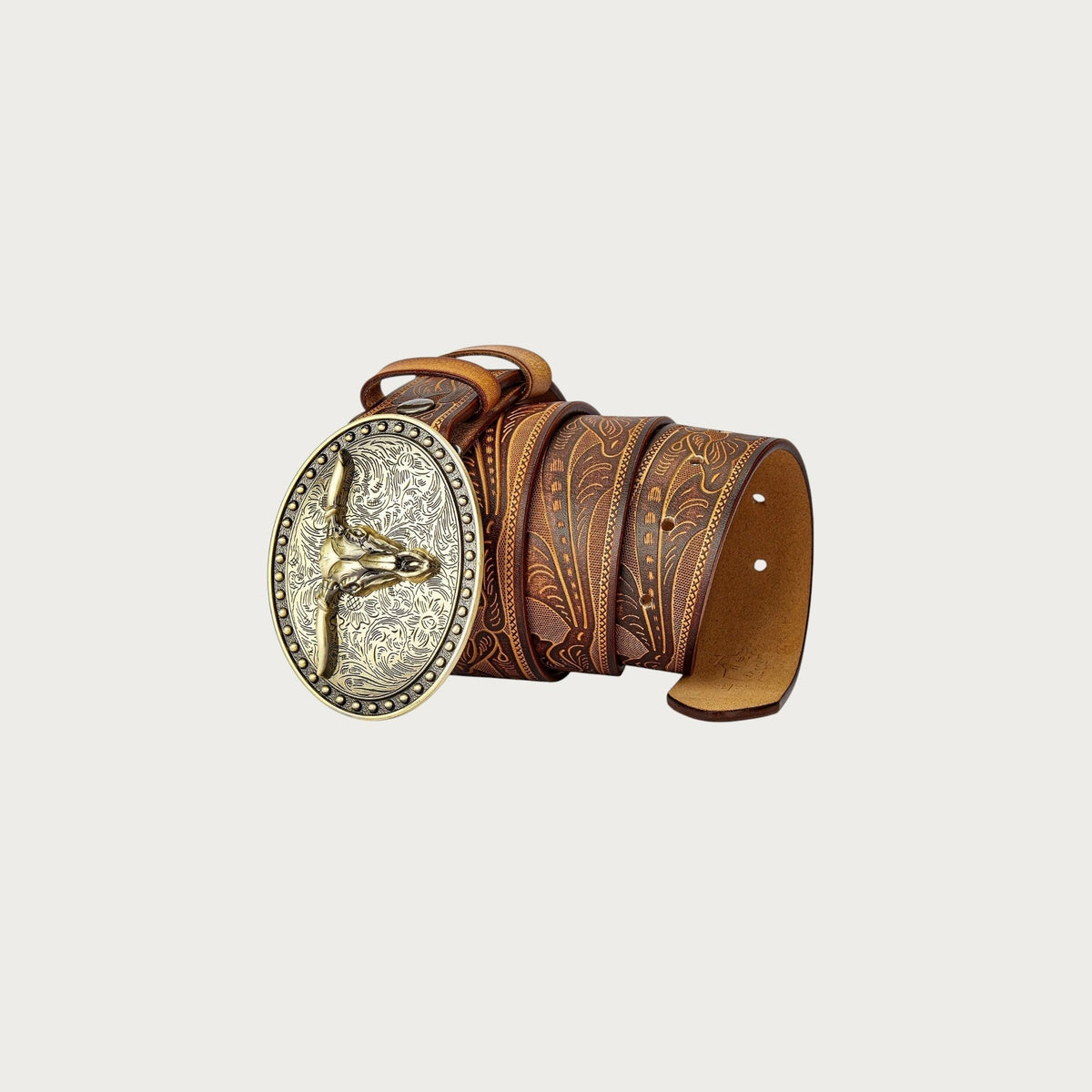 Ceinture western Ceintura en cuir marron gaufré enroulée serrée, boucle ovale dorée vue de profil
