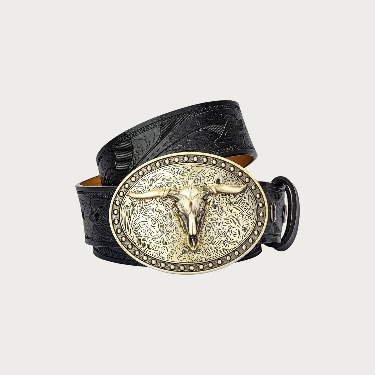 Ceinture western Ceintura en cuir noir gaufré avec boucle ovale dorée ornée d'une tête de taureau en relief Image