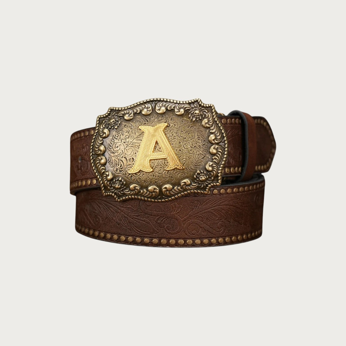 Ceinture western Ceintura en similicuir marron gaufré avec boucle rectangulaire dorée ornée d'une initiale A en relief